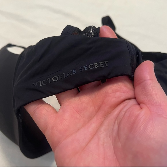 Victoria’s Secret black wireless back lace Racerback bra size. 32 DDD. - Picture 6 of 11